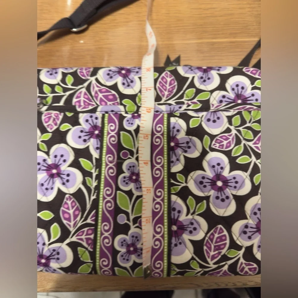 Vera Bradley Floral IPad/Tablet Bag with Adjustable Strap Like New!